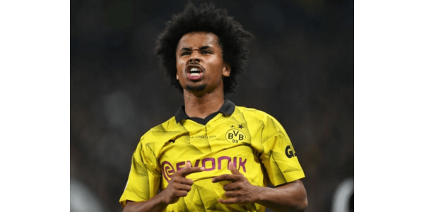 Adeyemi je dvaput pogodio za pobjedu Dortmunda 4-2 Adeyemi je dvaput pogodio za pobjedu Dortmunda 4-2