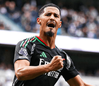 Saliba potpisuje dugoročni ugovor, osiguravajući temelj buduće obrane Arsenala